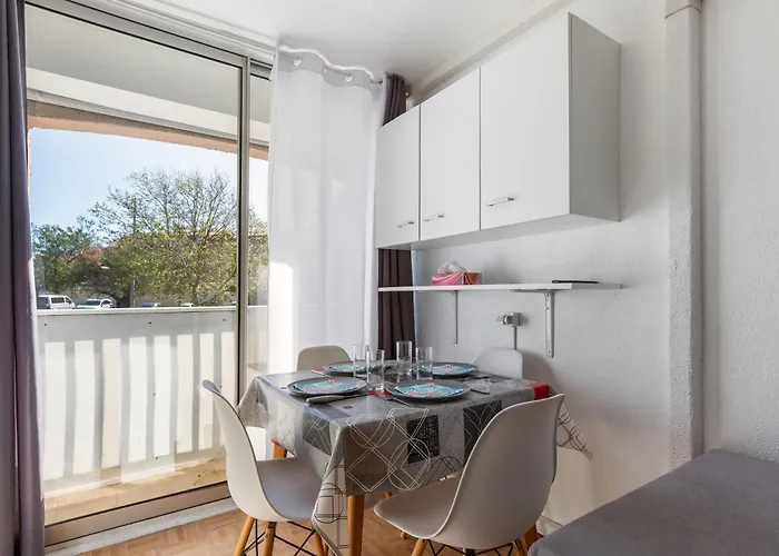 Dom - 3min A Pied De La Apartman Agde